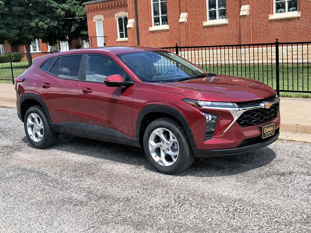 new 2025 Chevrolet Trax car, priced at $22,890