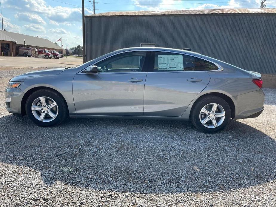 new 2024 Chevrolet Malibu car, priced at $24,735