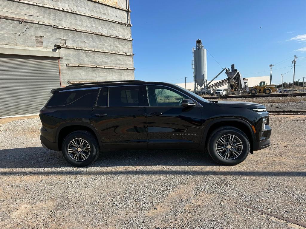 new 2025 Chevrolet Traverse car, priced at $41,995