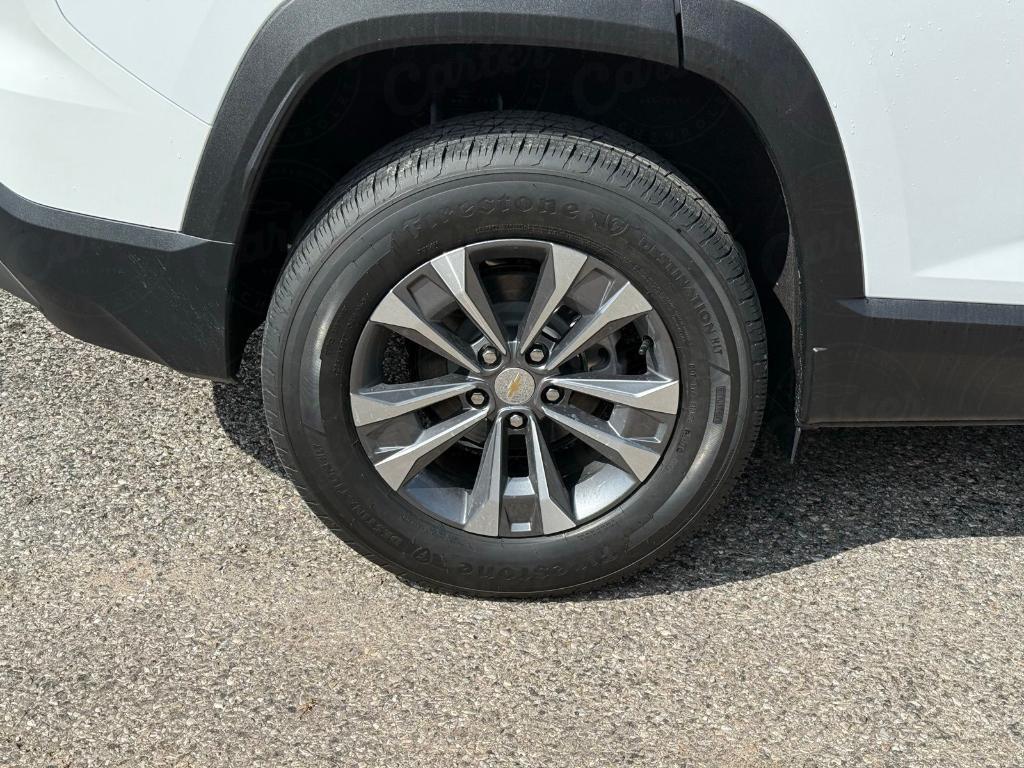 new 2026 Chevrolet Equinox car, priced at $29,995