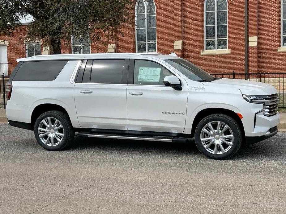 new 2024 Chevrolet Suburban car, priced at $80,000