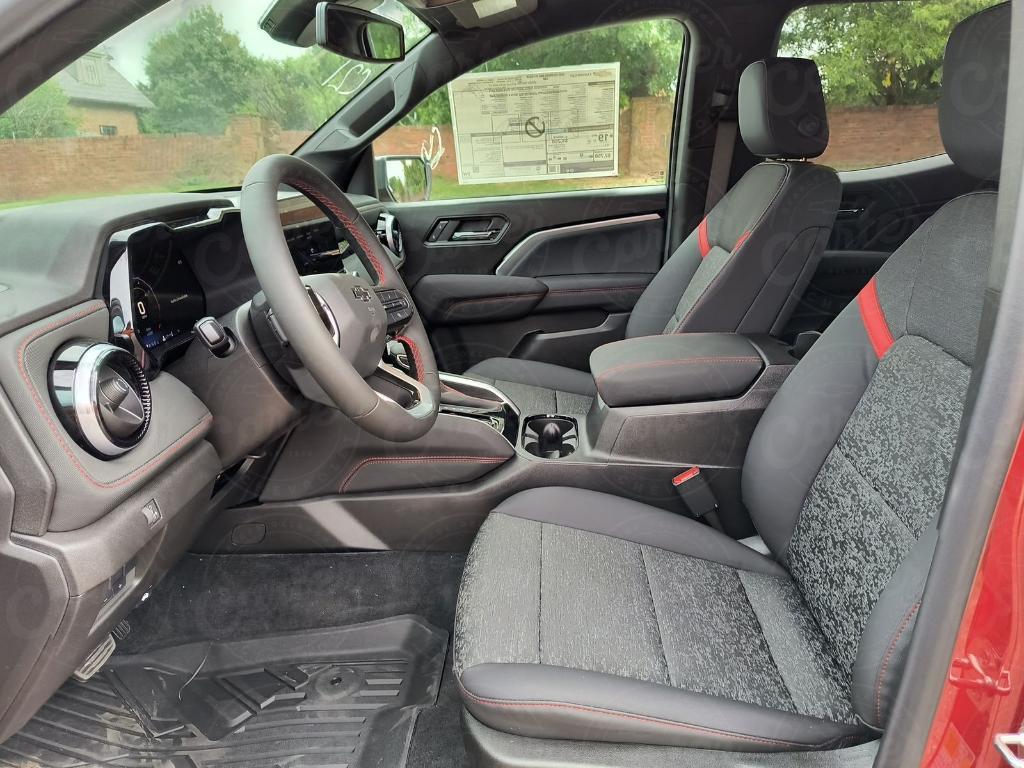 new 2025 Chevrolet Colorado car, priced at $46,550