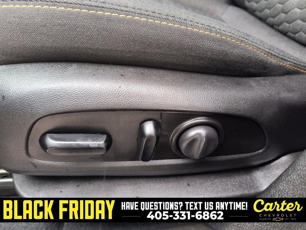 used 2021 Chevrolet Equinox car, priced at $17,000