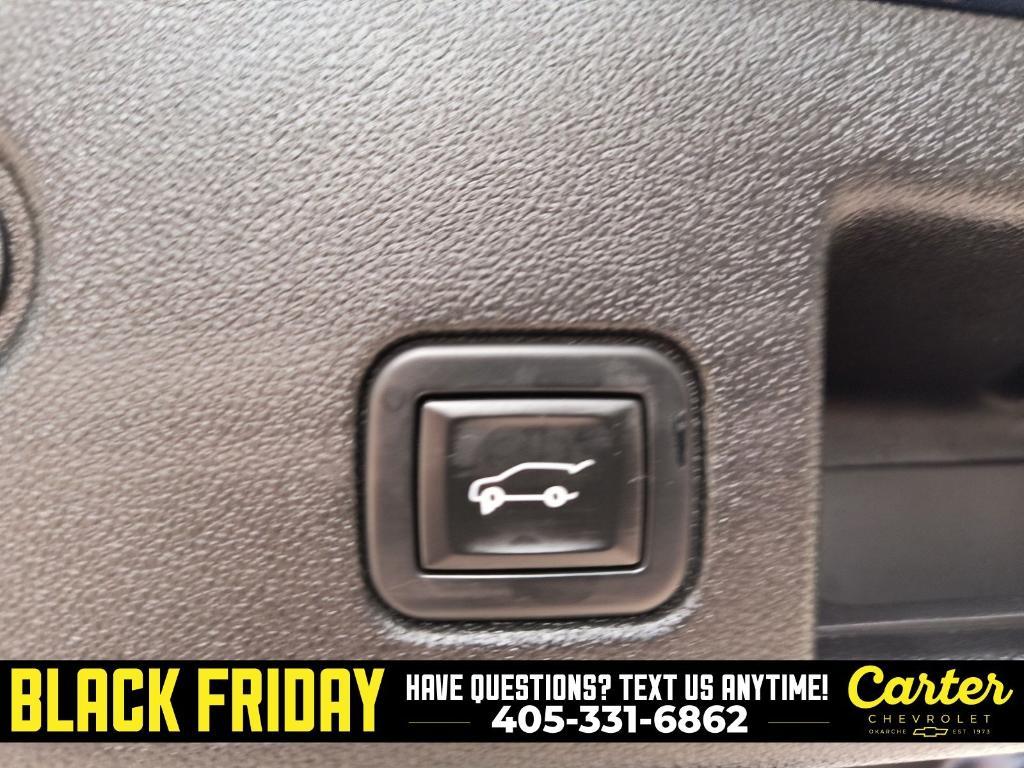 used 2021 Chevrolet Equinox car, priced at $17,000