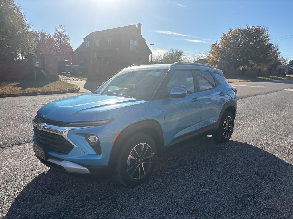 new 2025 Chevrolet TrailBlazer car, priced at $26,820