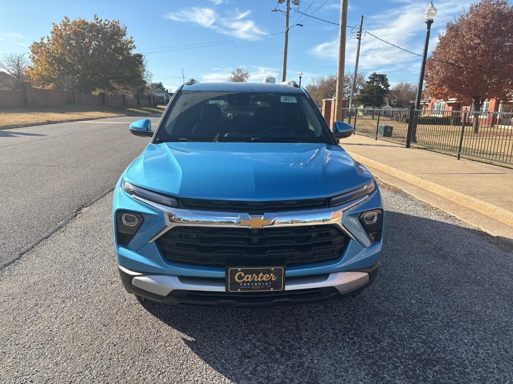 new 2025 Chevrolet TrailBlazer car, priced at $26,820