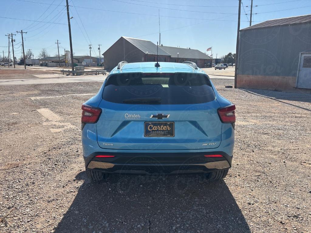 new 2025 Chevrolet Trax car, priced at $27,025