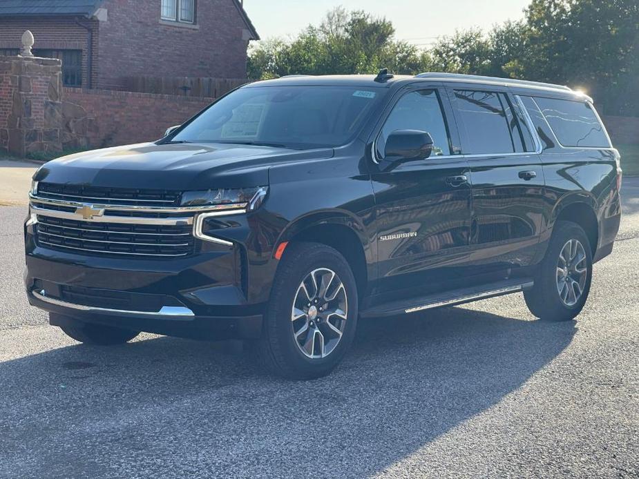 new 2024 Chevrolet Suburban car, priced at $70,121