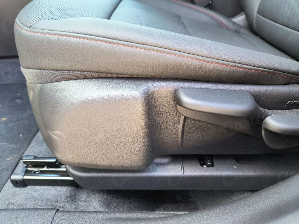 used 2025 Chevrolet Trax car, priced at $26,900