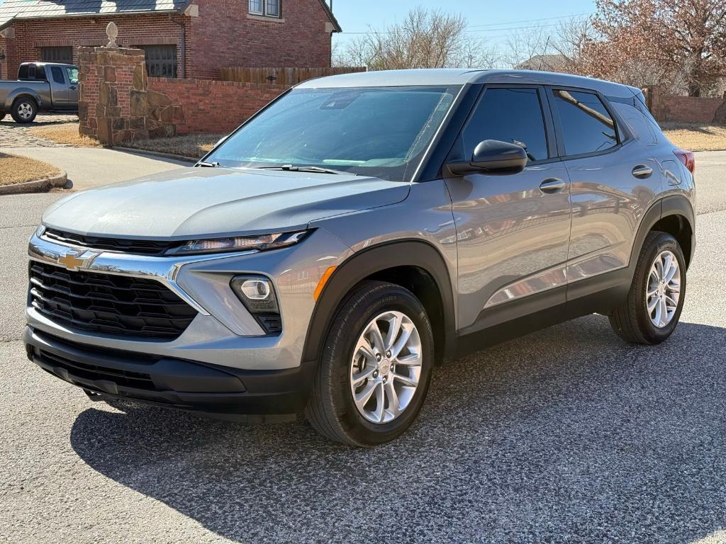 used 2024 Chevrolet TrailBlazer car, priced at $21,922