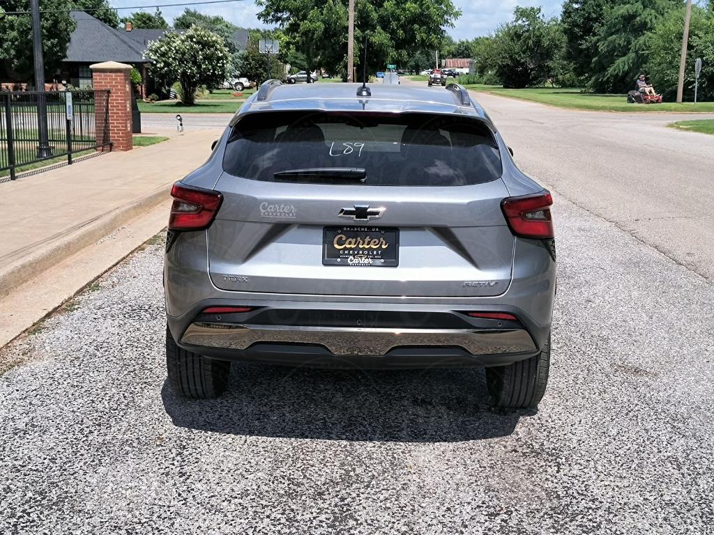 new 2025 Chevrolet Trax car, priced at $27,585