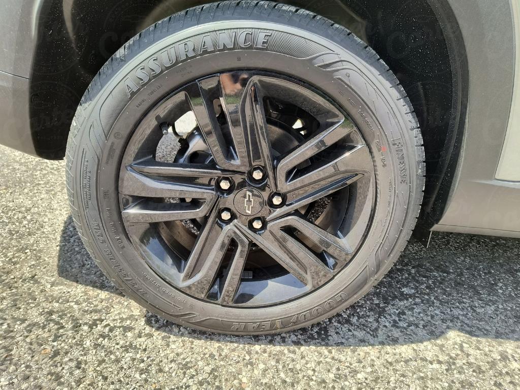 new 2025 Chevrolet Trax car, priced at $27,585