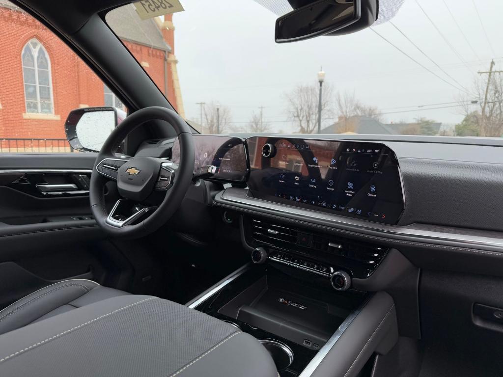 new 2025 Chevrolet Suburban car, priced at $81,115