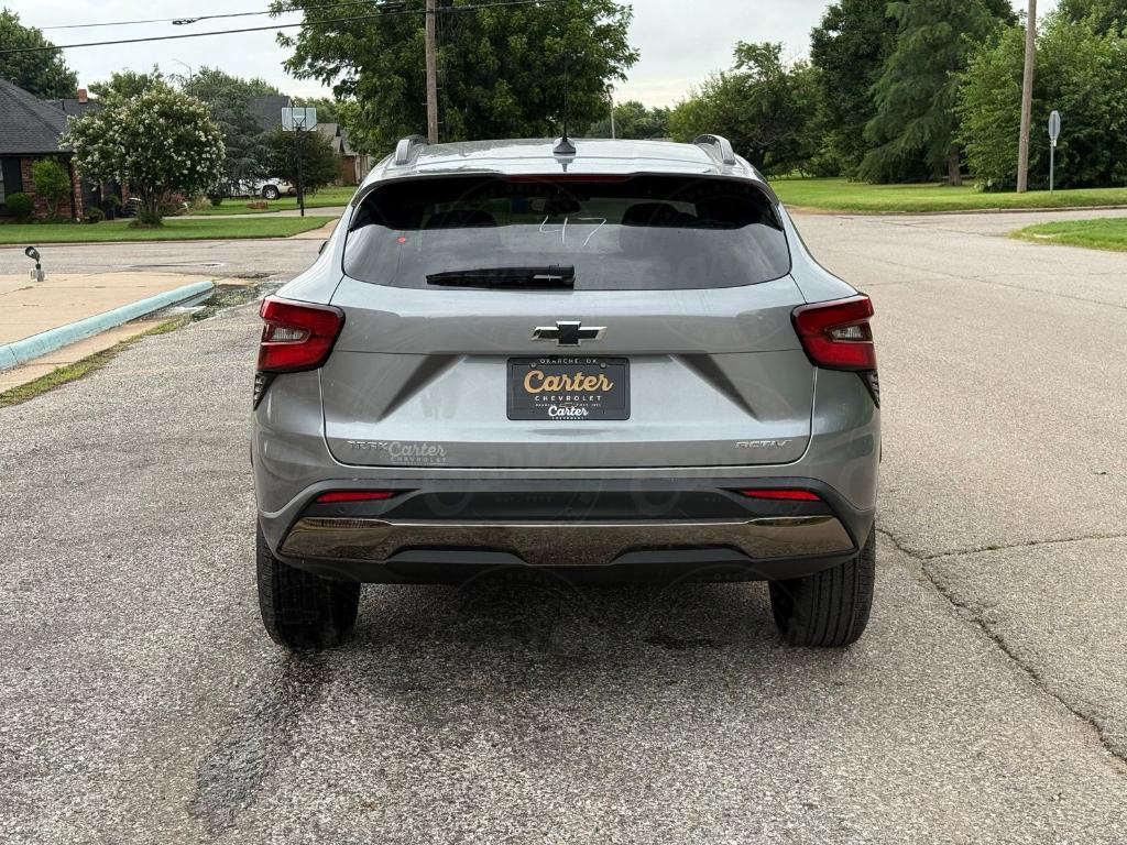 new 2025 Chevrolet Trax car, priced at $27,585