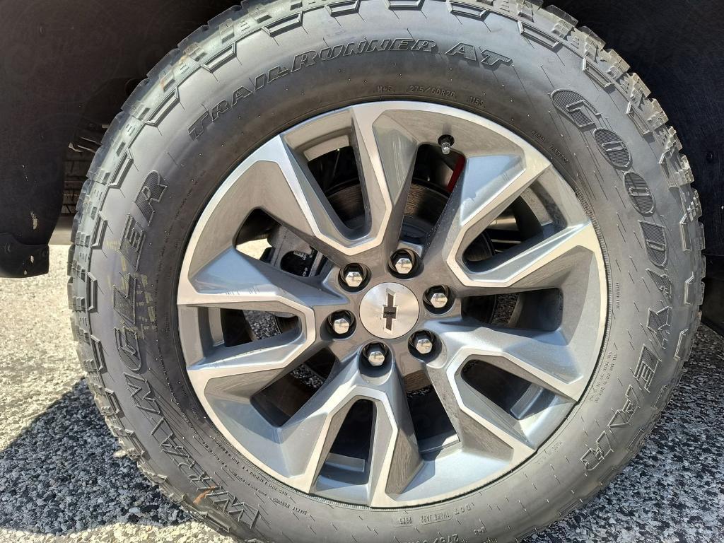 new 2025 Chevrolet Silverado 1500 car, priced at $53,582
