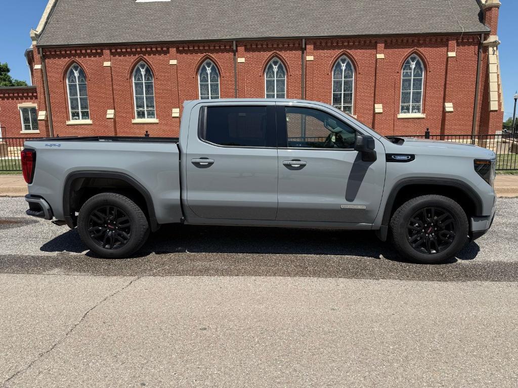 used 2024 GMC Sierra 1500 car, priced at $50,239