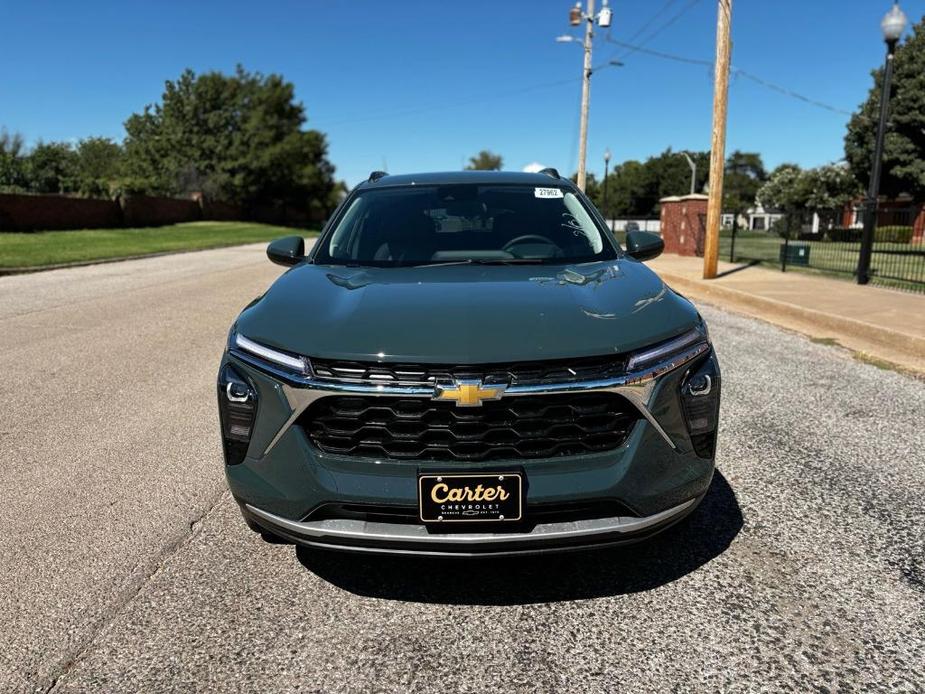 new 2025 Chevrolet Trax car, priced at $25,025