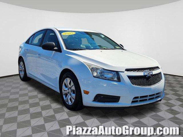 used 2014 Chevrolet Cruze car, priced at $9,876