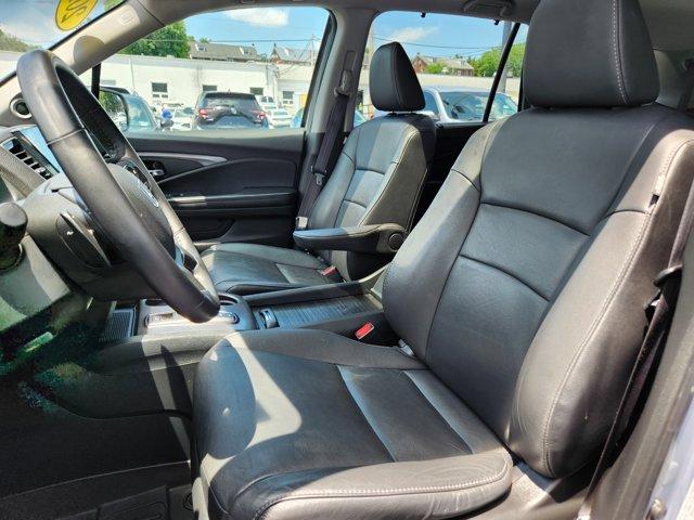 used 2022 Honda Pilot car, priced at $32,475