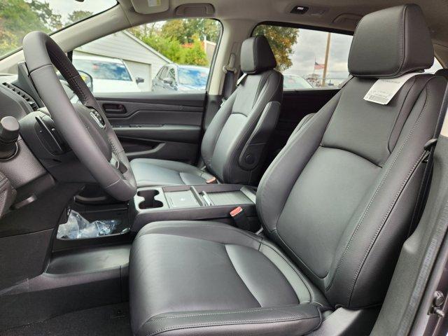 new 2026 Honda Odyssey car, priced at $45,685