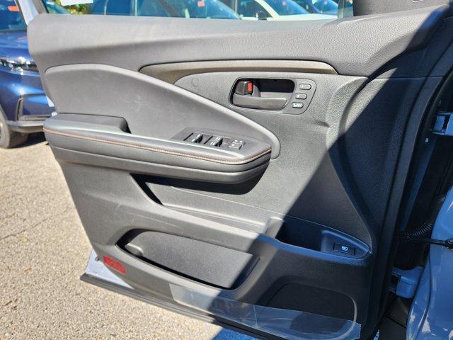 new 2025 Honda Ridgeline car, priced at $47,285