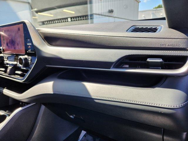 used 2023 Toyota Highlander car, priced at $36,876