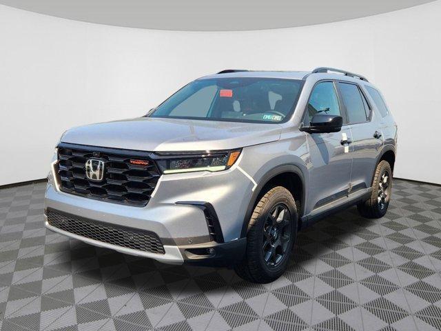 new 2025 Honda Pilot car, priced at $50,495