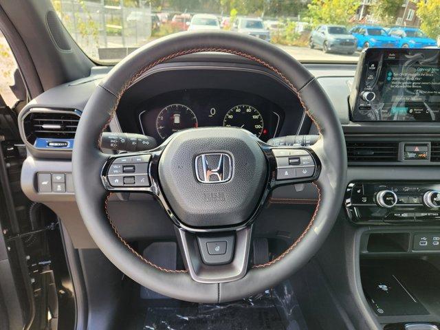 new 2025 Honda Pilot car, priced at $50,895