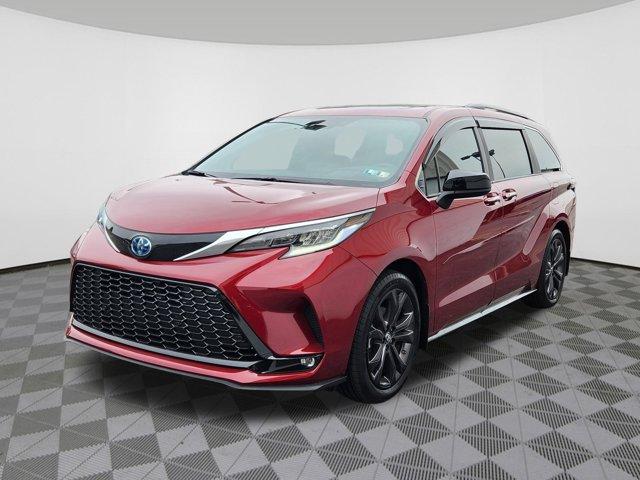 used 2024 Toyota Sienna car, priced at $50,876