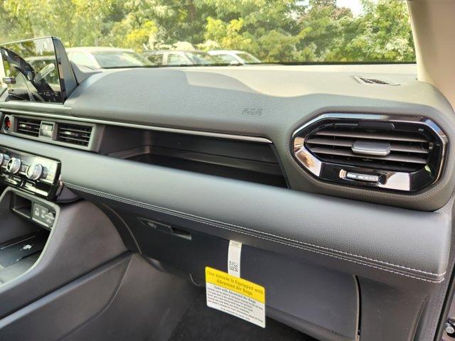 new 2025 Honda Pilot car, priced at $47,825