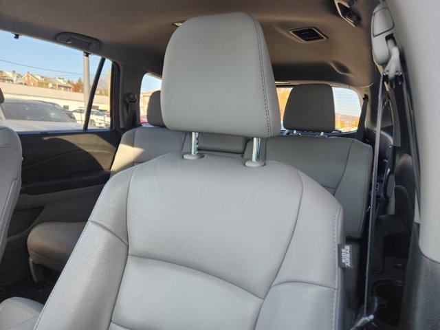 used 2021 Honda Pilot car, priced at $30,985