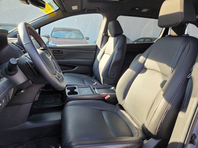 used 2025 Honda Odyssey car, priced at $38,876