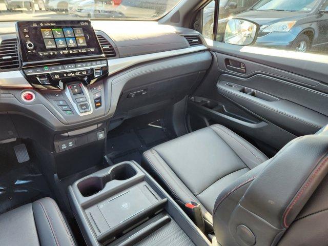 used 2025 Honda Odyssey car, priced at $38,876