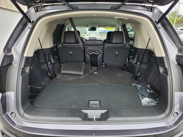 used 2025 Honda Pilot car, priced at $44,998