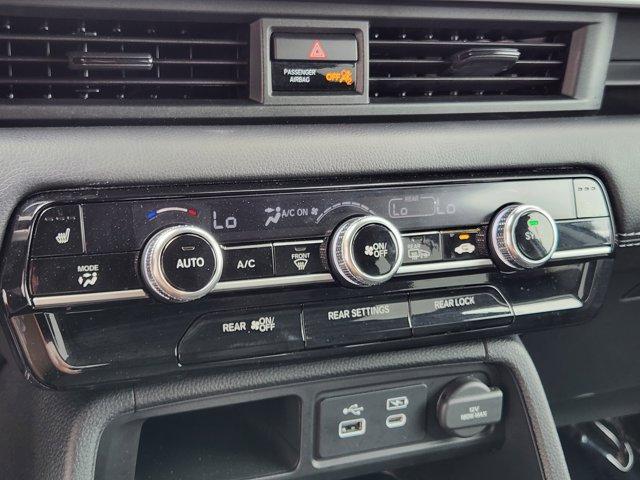 used 2025 Honda Pilot car, priced at $44,998