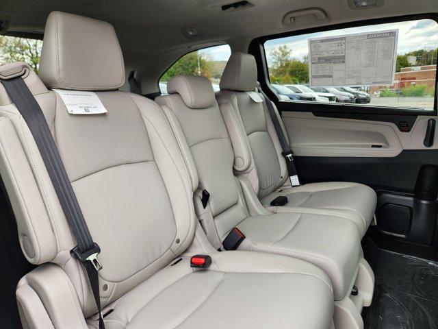 new 2026 Honda Odyssey car, priced at $44,655