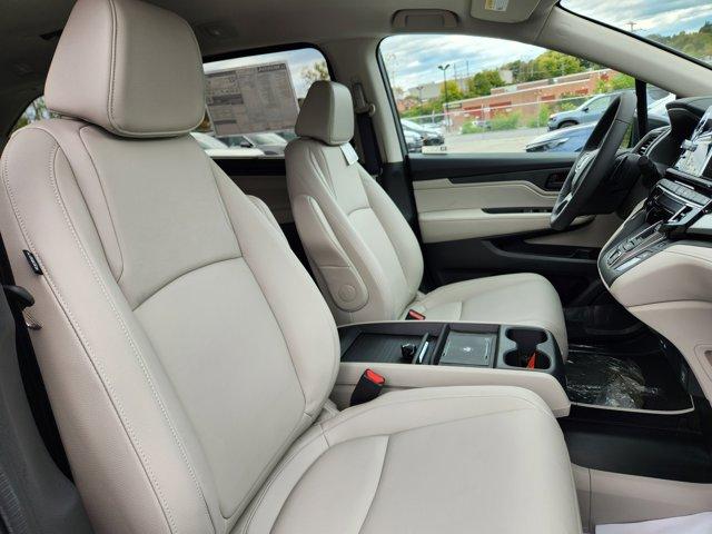 new 2026 Honda Odyssey car, priced at $44,655