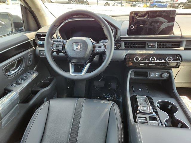 new 2025 Honda Pilot car, priced at $47,550