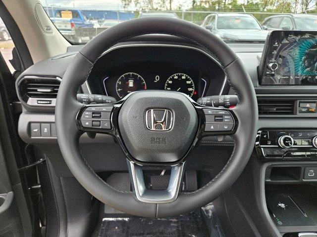 new 2025 Honda Pilot car, priced at $51,095