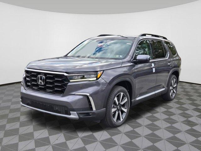 new 2025 Honda Pilot car, priced at $51,095