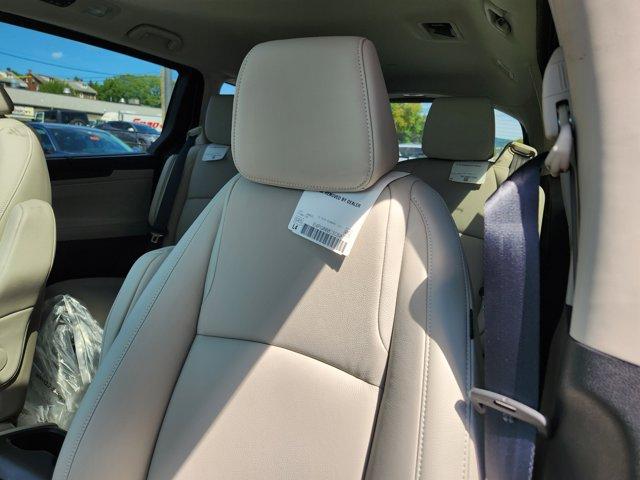 new 2025 Honda Odyssey car, priced at $43,715