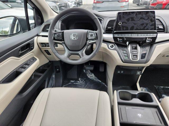 new 2026 Honda Odyssey car, priced at $45,685