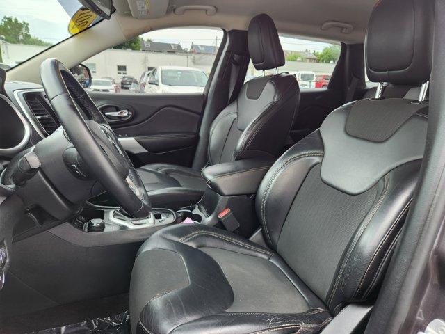 used 2018 Jeep Cherokee car, priced at $17,275