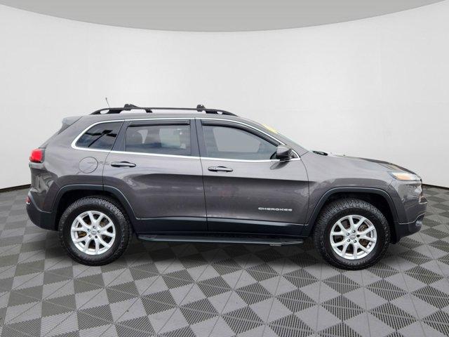 used 2018 Jeep Cherokee car, priced at $17,275