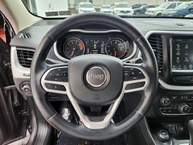 used 2018 Jeep Cherokee car, priced at $17,275