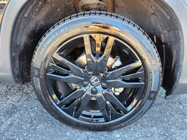 used 2022 Honda Pilot car, priced at $24,876