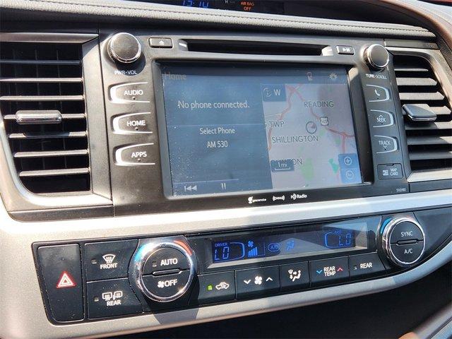 used 2019 Toyota Highlander car, priced at $28,876