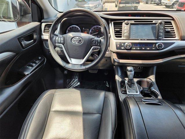 used 2019 Toyota Highlander car, priced at $28,876