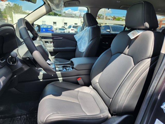 new 2025 Honda Pilot car, priced at $47,825