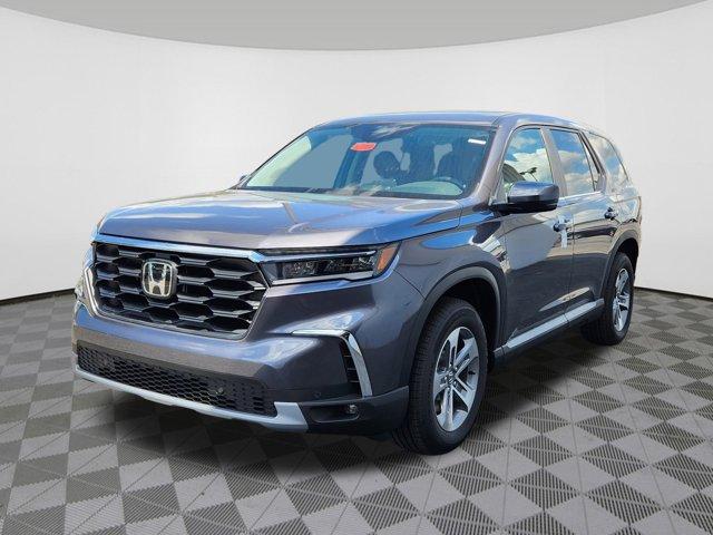 new 2025 Honda Pilot car, priced at $47,825